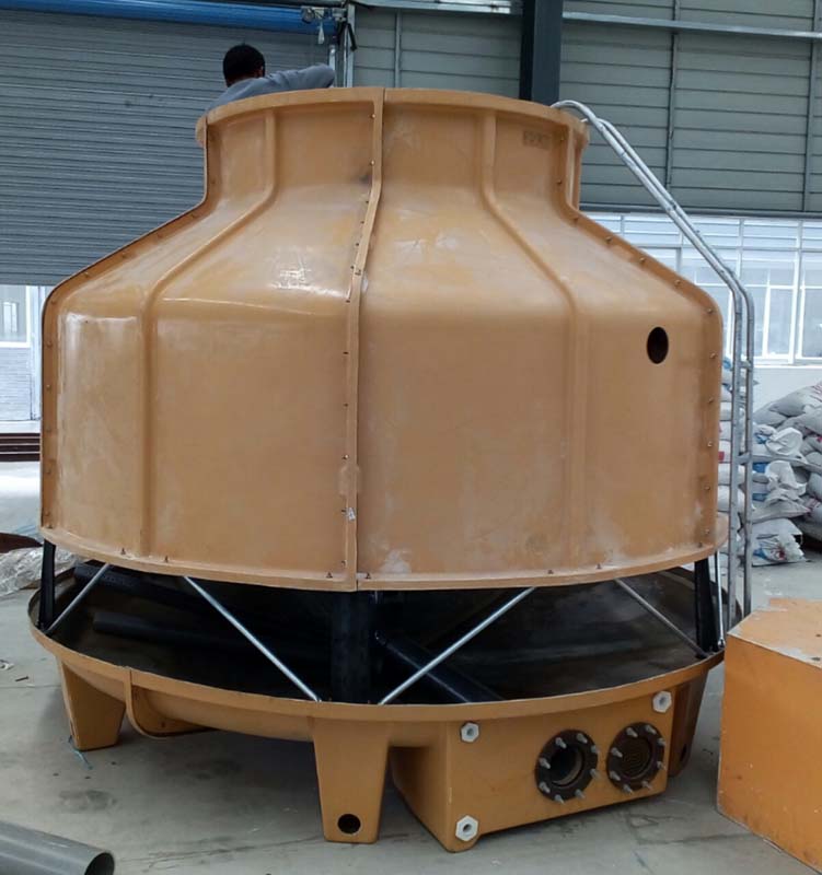 圓形逆流式冷卻塔安裝現(xiàn)場(chǎng)