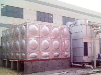 制冷系統(tǒng)循環(huán)冷卻水箱