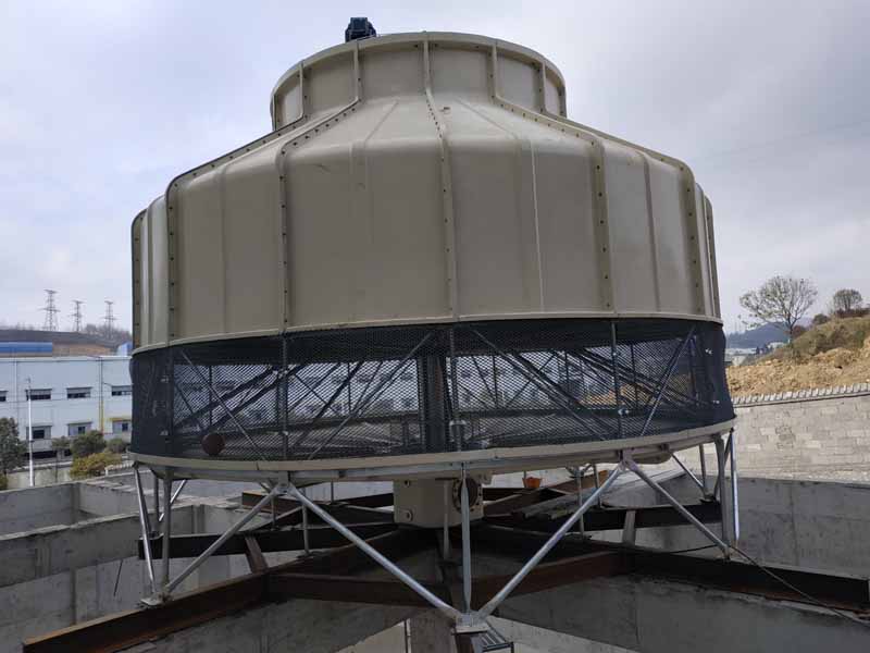 貴州六盤(pán)水500T冷卻塔安裝現(xiàn)場(chǎng)