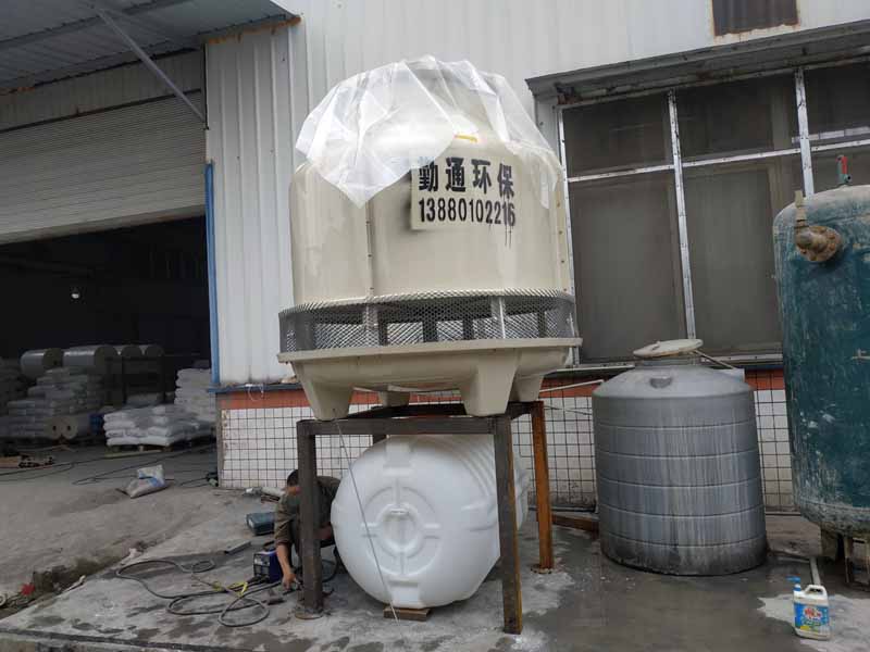 邛崍GL-50T高溫冷卻塔-安裝地成都眾恒印務(wù)有限責任公司