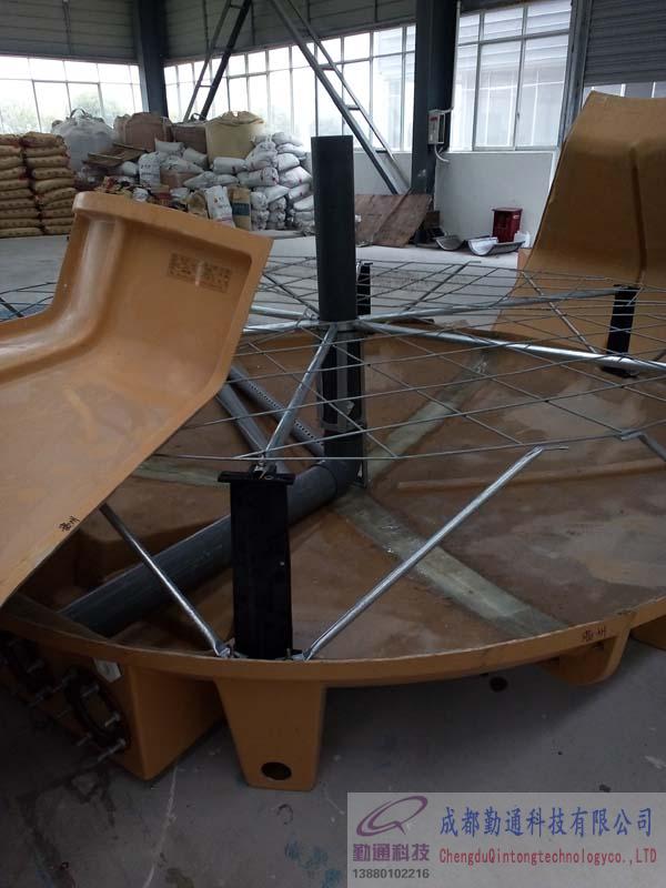 圓形逆流式冷卻塔安裝現(xiàn)場(chǎng)