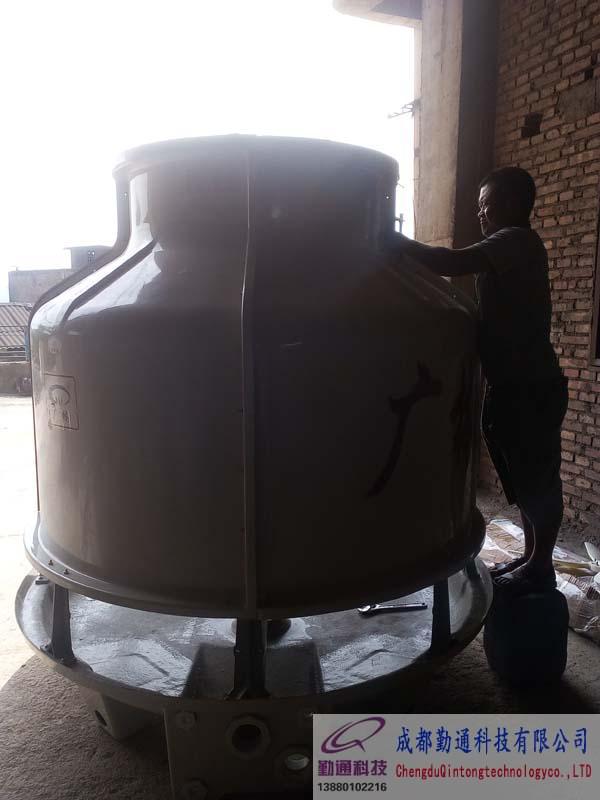 貴州興義60T冷卻塔施工現(xiàn)場(chǎng)