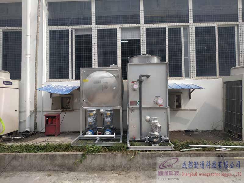 四川綿陽10T閉式塔系統(tǒng)安裝現(xiàn)場(chǎng)