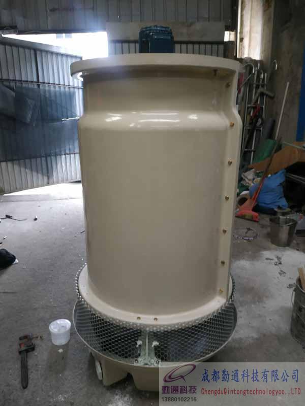 成都新都區(qū)斑竹園10T冷卻塔配套注塑機(jī)