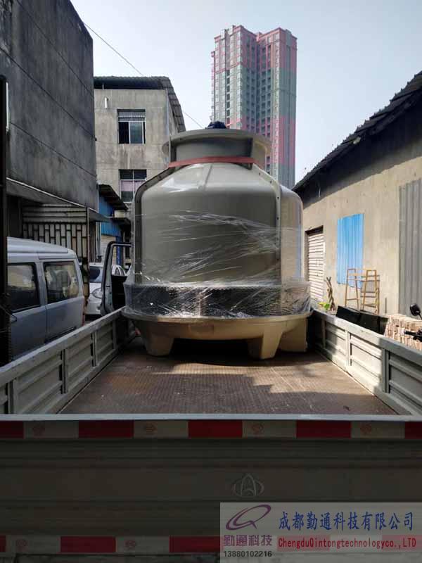 成都30T圓形冷卻塔1臺(tái)