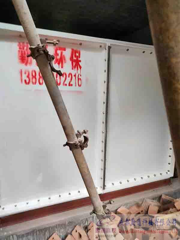 四川洪雅瓦屋山玻璃鋼水箱安裝現(xiàn)場(chǎng)-成都勤通科技工程案例