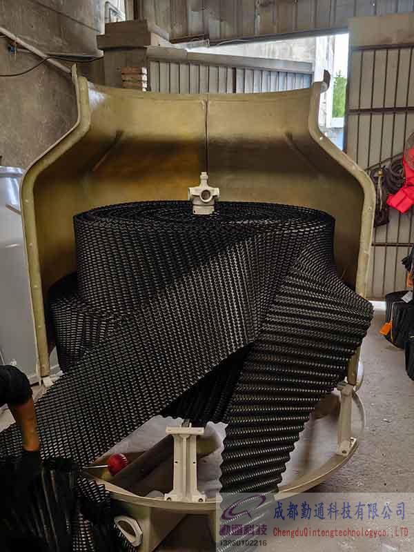 圓形冷卻塔填料是冷卻塔最重要的部分