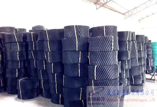 冷卻塔填料是促進水熱循環(huán)的主要因素，因此，要選擇優(yōu)質的冷卻塔填料。